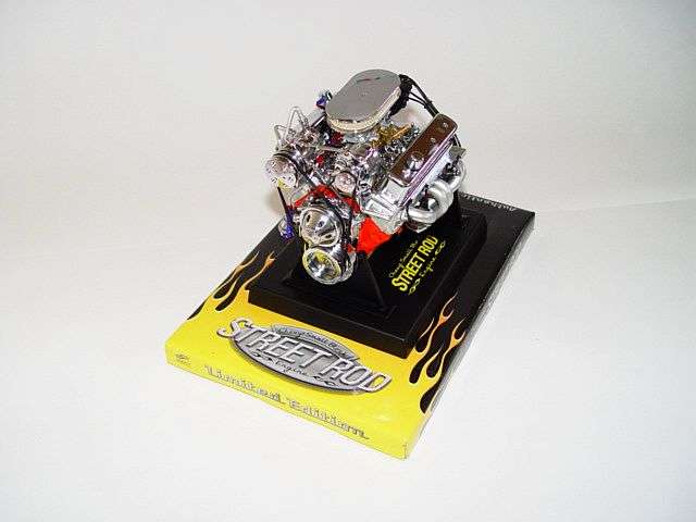 Chevy Small Block Street Rod Engine 限定版！ 1:6 Engine - 
